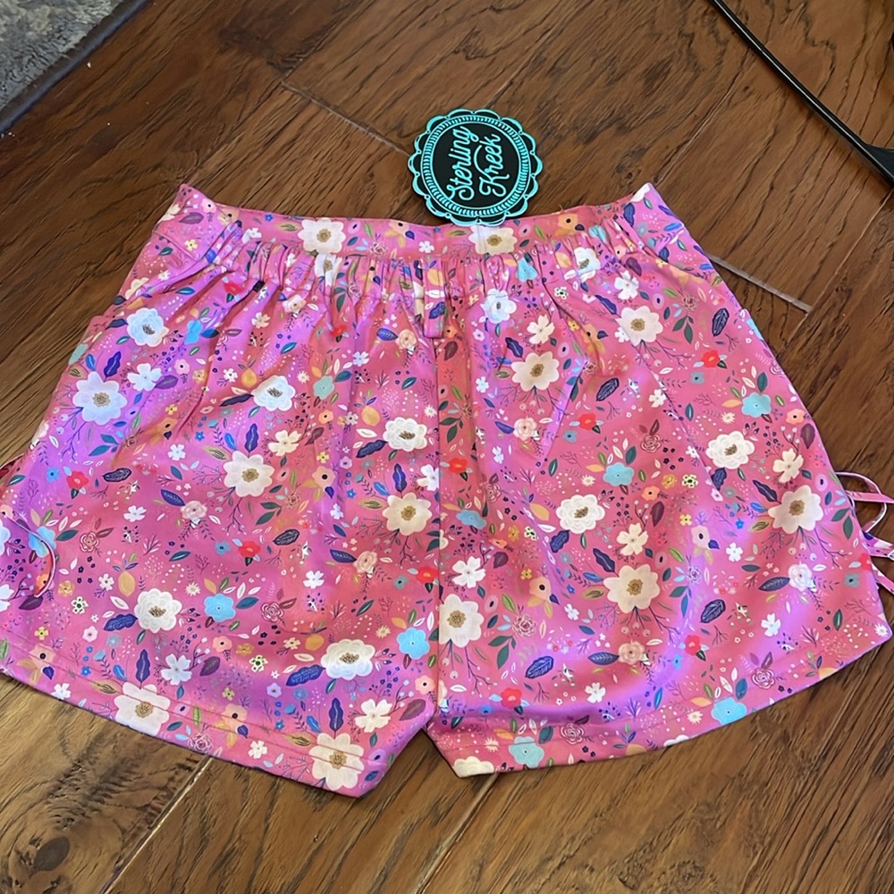 Frill Shorts NWT - Picture 2 of 3